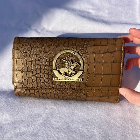 Wallet - Picture 1 of 3